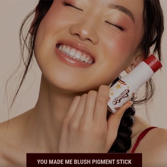 🌷AMANDA PAVILLARD RADIANT MAKEUP COLLECTION - Picture 7 of 10